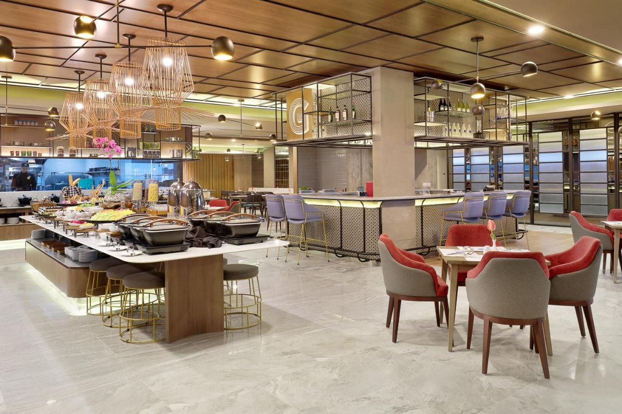 Novotel Suites Yogyakarta Malioboro Exterior foto